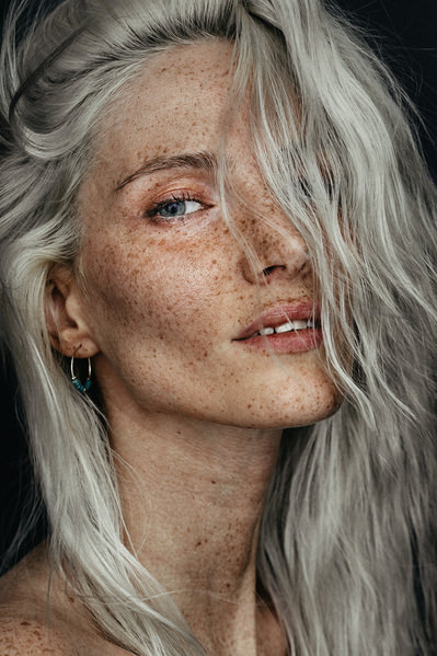 Photograph Martin Krystynek Alica on One Eyeland