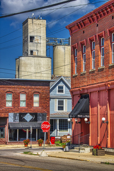 Photograph Larry Hamill Ashville Ohio Grainery on One Eyeland