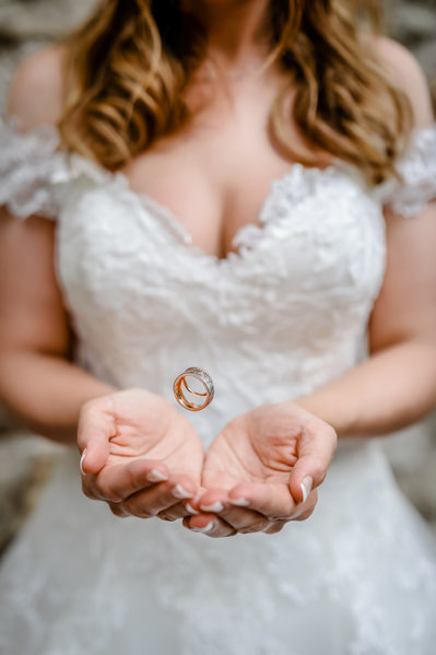 Photograph Mischa Baettig Wedding Rings on One Eyeland