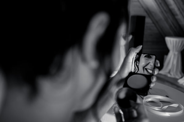 Photograph Mischa Baettig Getting Ready on One Eyeland