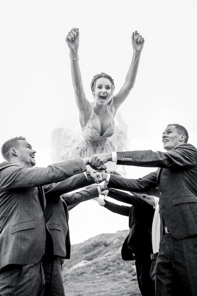 Photograph Mischa Baettig Flying Bride on One Eyeland