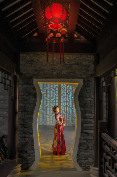 Photograph Pore Ooi Brides Alone on One Eyeland
