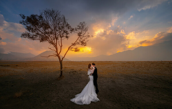 Photograph Pore Ooi Love on One Eyeland