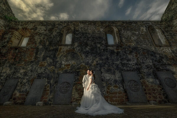 Photograph Pore Ooi Couple Together on One Eyeland