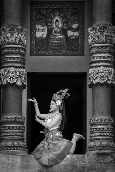 Photograph Do Trong Danh Traditional Dance on One Eyeland