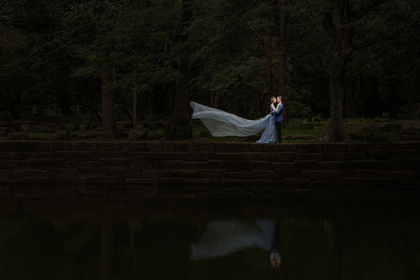 Photograph Berry Holly Pre Wedding Groom And Bride on One Eyeland
