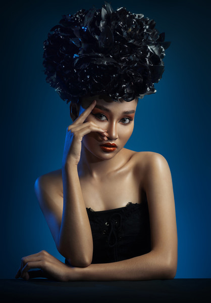 Photograph Berry Holly Fashion on One Eyeland
