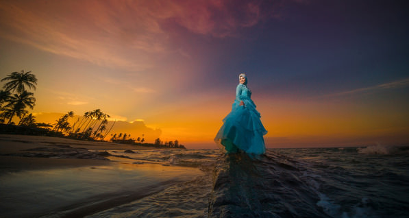Photograph Heng Fu Ming Bride Alone on One Eyeland