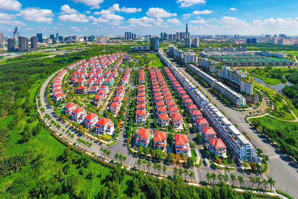 Photograph Do Trong Danh New Town on One Eyeland