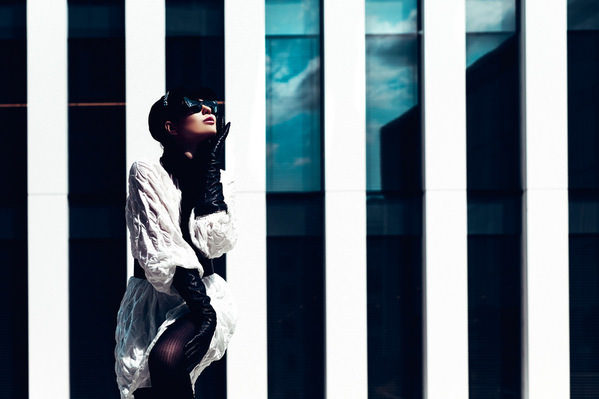 Photograph Ruslan Bolgov Chic In The City on One Eyeland