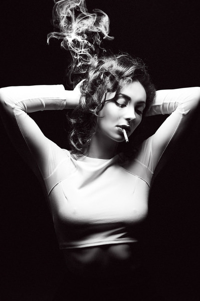 Photograph Ruslan Bolgov La Femme Fatale on One Eyeland