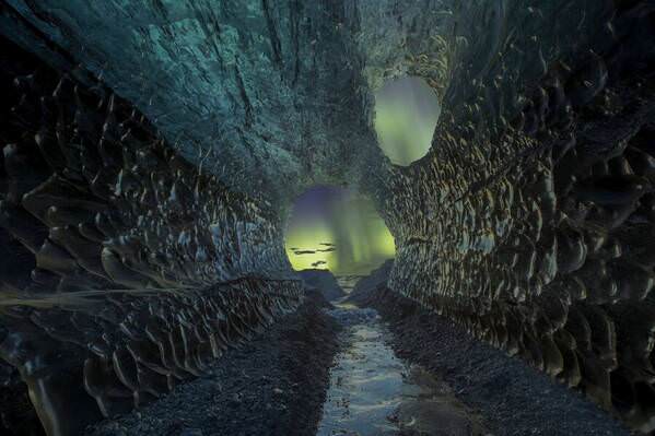 Photograph Markus Van Hauten Aurora Cave on One Eyeland
