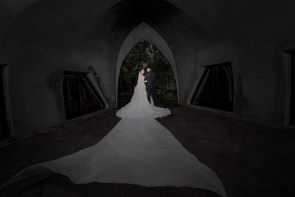 Photograph Berry Holly Pre Wedding Groom And Bride on One Eyeland