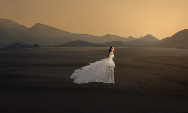 Photograph Pore Ooi Brides Alone on One Eyeland