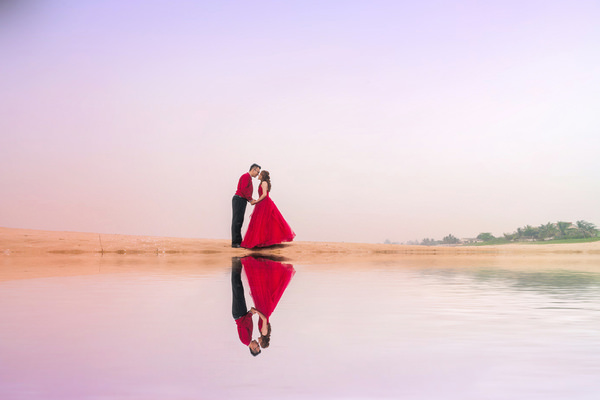 Photograph Heng Fu Ming Pre Wedding Groom And Bride on One Eyeland