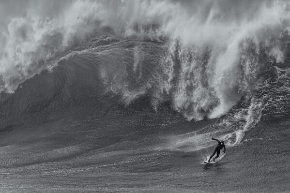 Photograph Steve Turner End O The Line on One Eyeland