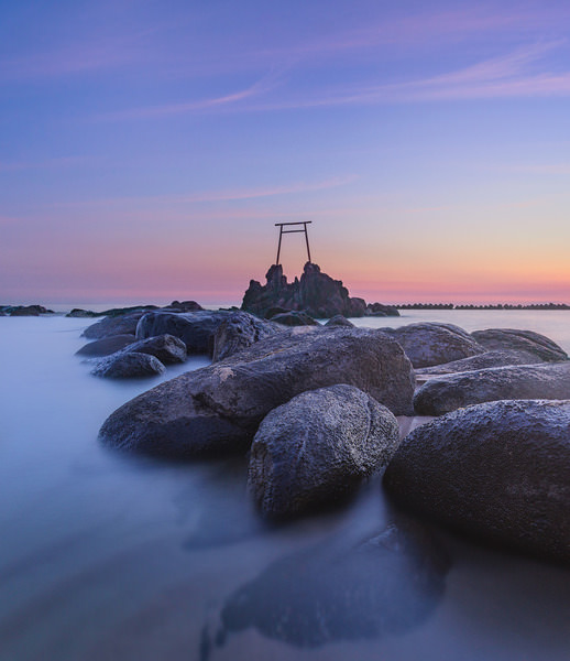 Photograph Vu Quan Sunrise Over The Sea Gate on One Eyeland