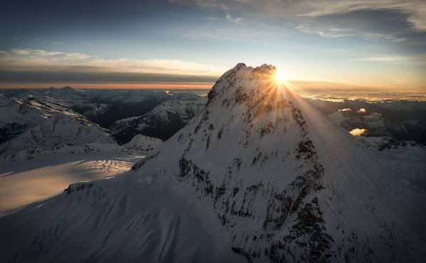 Photograph Stephan Romer Coxcomb Ridge on One Eyeland
