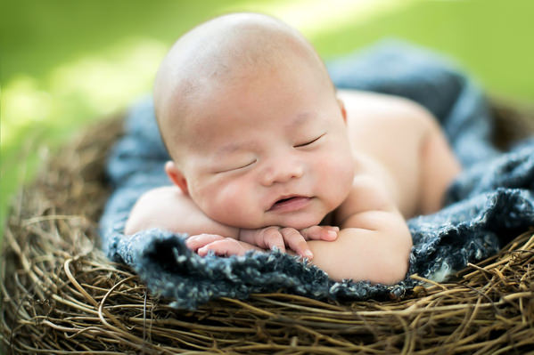 Photograph Max Ng Kai Lun Newborn Zavier on One Eyeland