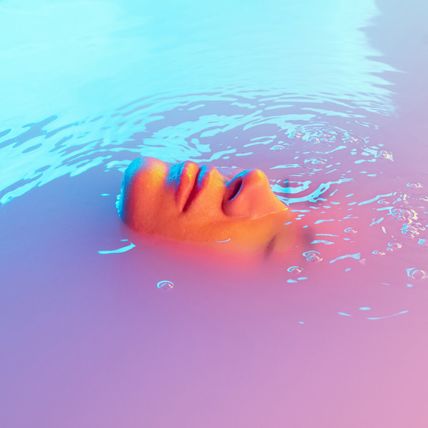 Photograph Lustre Photoproduction Portrait In Water on One Eyeland