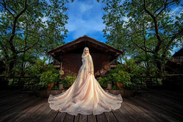 Photograph Heng Fu Ming Brides Alone on One Eyeland