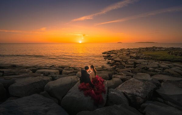 Photograph Pore Ooi Couple Together on One Eyeland