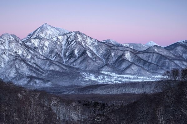 Photograph Wataru Aoki Two Silver Peaks At The Dawn on One Eyeland