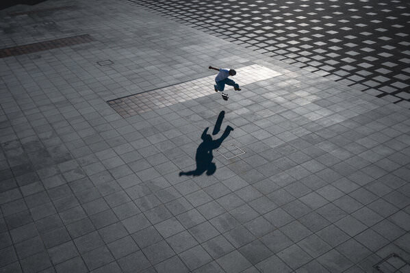 Photograph Manabu Ishikawa Jump on One Eyeland