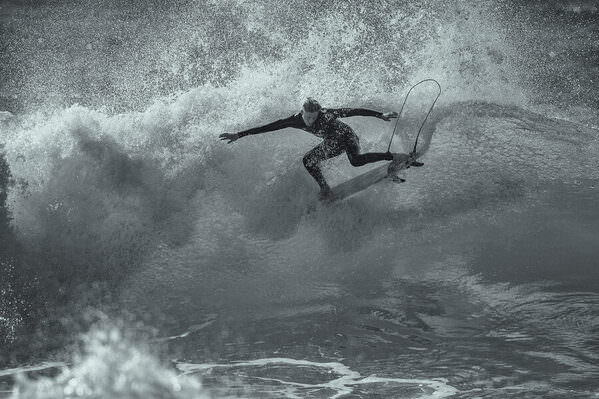 Photograph Steve Turner Sprayin 360 on One Eyeland