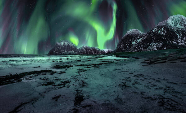 Photograph Jeremy Peresse Aurora on One Eyeland