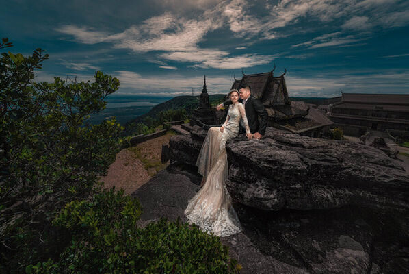 Photograph Phorn Phorn Jee Couple Together on One Eyeland