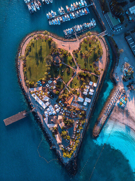 Photograph Fabian Ortiz Your Heart As Big As An Island on One Eyeland
