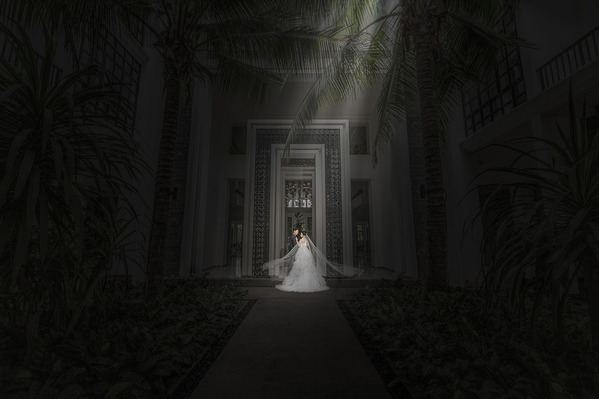Photograph Berry Holly Pre Wedding Groom And Bride on One Eyeland