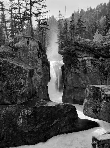 Photograph Mark Gilchrist Nairn Falls on One Eyeland