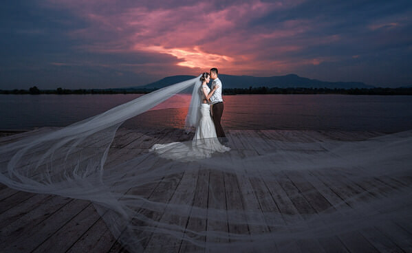 Photograph Phorn Phorn Jee Couple Together on One Eyeland