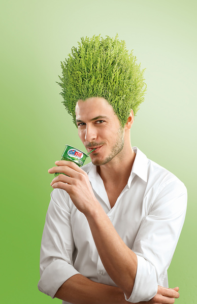 Photograph Luzzitelli Danieli Estathe Ferrero on One Eyeland