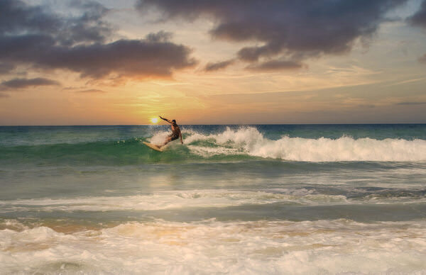 Photograph Steve Turner Morning Surf on One Eyeland