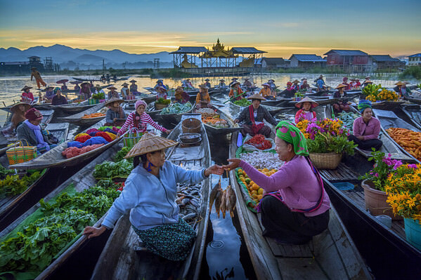 Photograph Aung Chan Thar Floating Market on One Eyeland