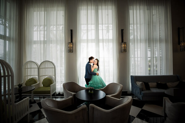 Photograph Pore Ooi Couple Together on One Eyeland
