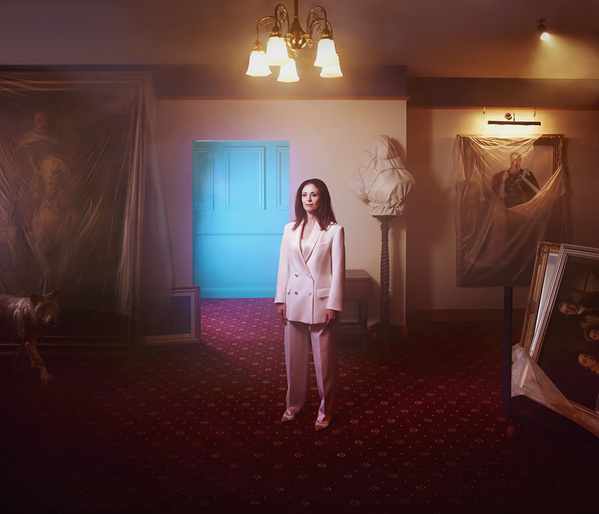 Photograph Kristian Gehradte The Painting Room on One Eyeland