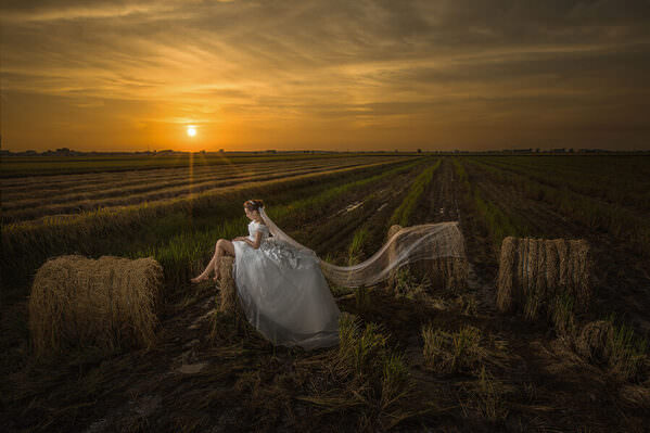 Photograph Pore Ooi Brides Alone on One Eyeland