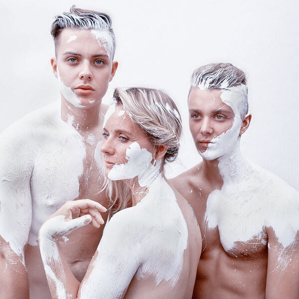 Photograph Mandy Hady Schulte Three Family on One Eyeland