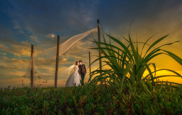 Photograph Pore Ooi Couple Together on One Eyeland