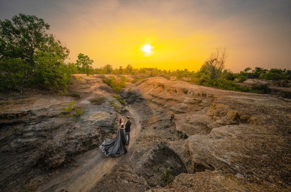 Photograph Pore Ooi Couple Together on One Eyeland