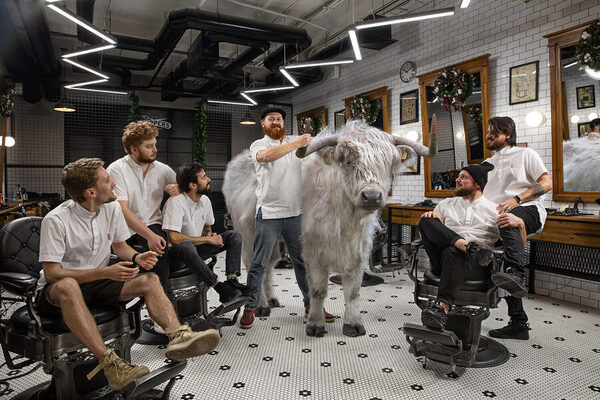 Photograph Lustre Photoproduction Barber on One Eyeland