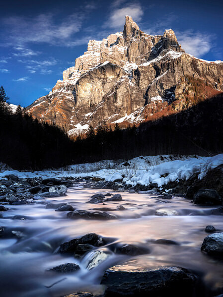 Photograph Joffrey Briaud Lonely Peak on One Eyeland