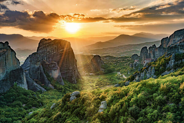 Photograph Vivien Renziehausen Meteora on One Eyeland