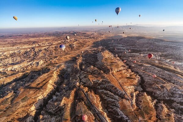 Photograph Wataru Aoki The Daybreak Of The Earth on One Eyeland