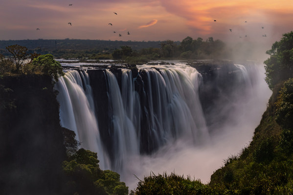 Photograph Ilona Rosenkrancová Victoria Falls on One Eyeland