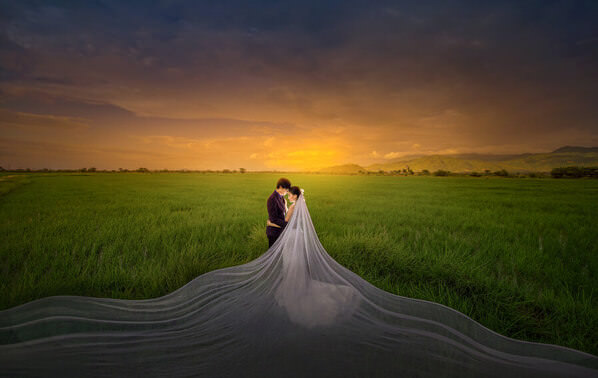 Photograph Pore Ooi Couple Together on One Eyeland